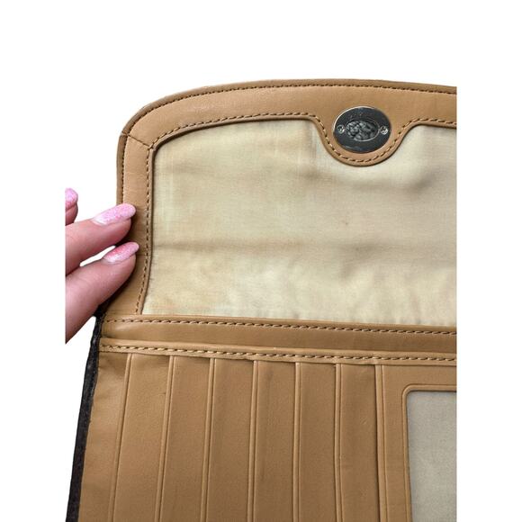 Coach Khaki Park Signature Turnlock Checkbook Wallet - Picture 4 of 7